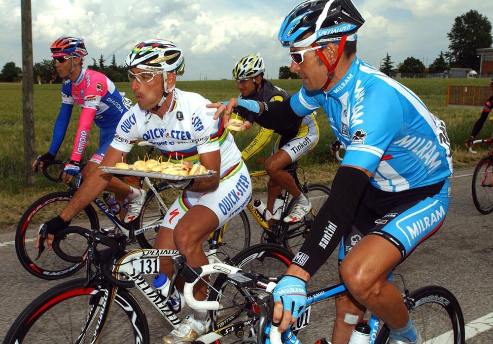 Three Tips to a Faster Criterium - Online Cycling Gear Australia